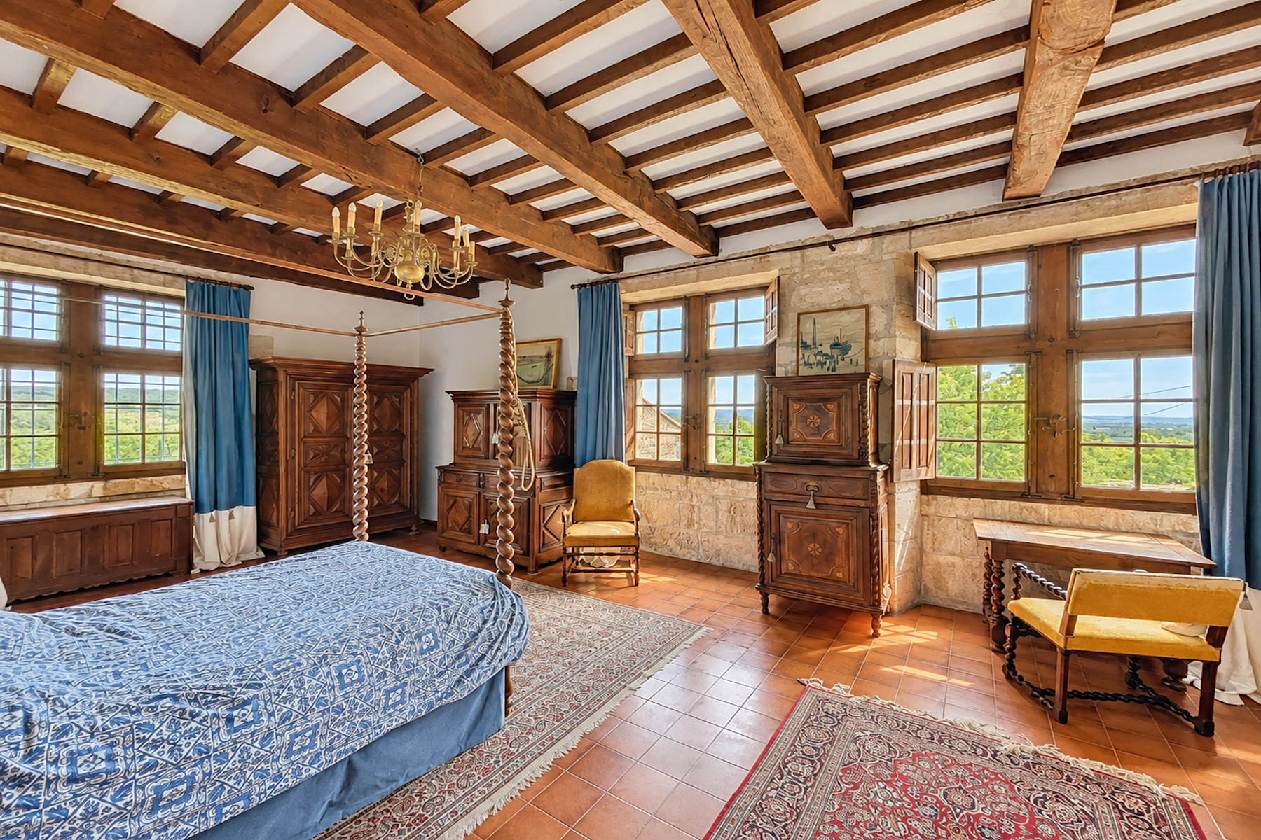 castle 16 Rooms for sale on BARJAC (30430)