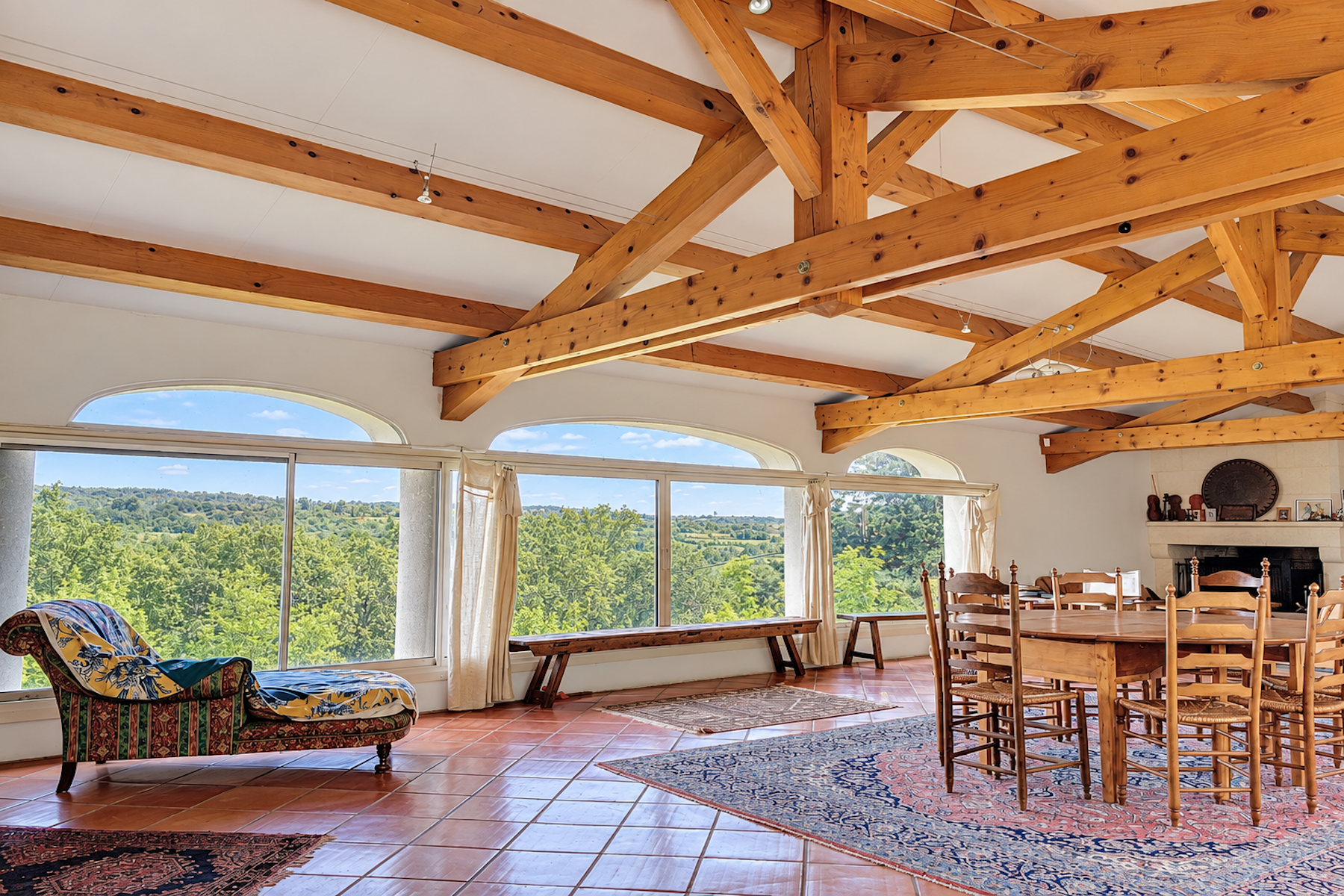 castle 16 Rooms for sale on BARJAC (30430)