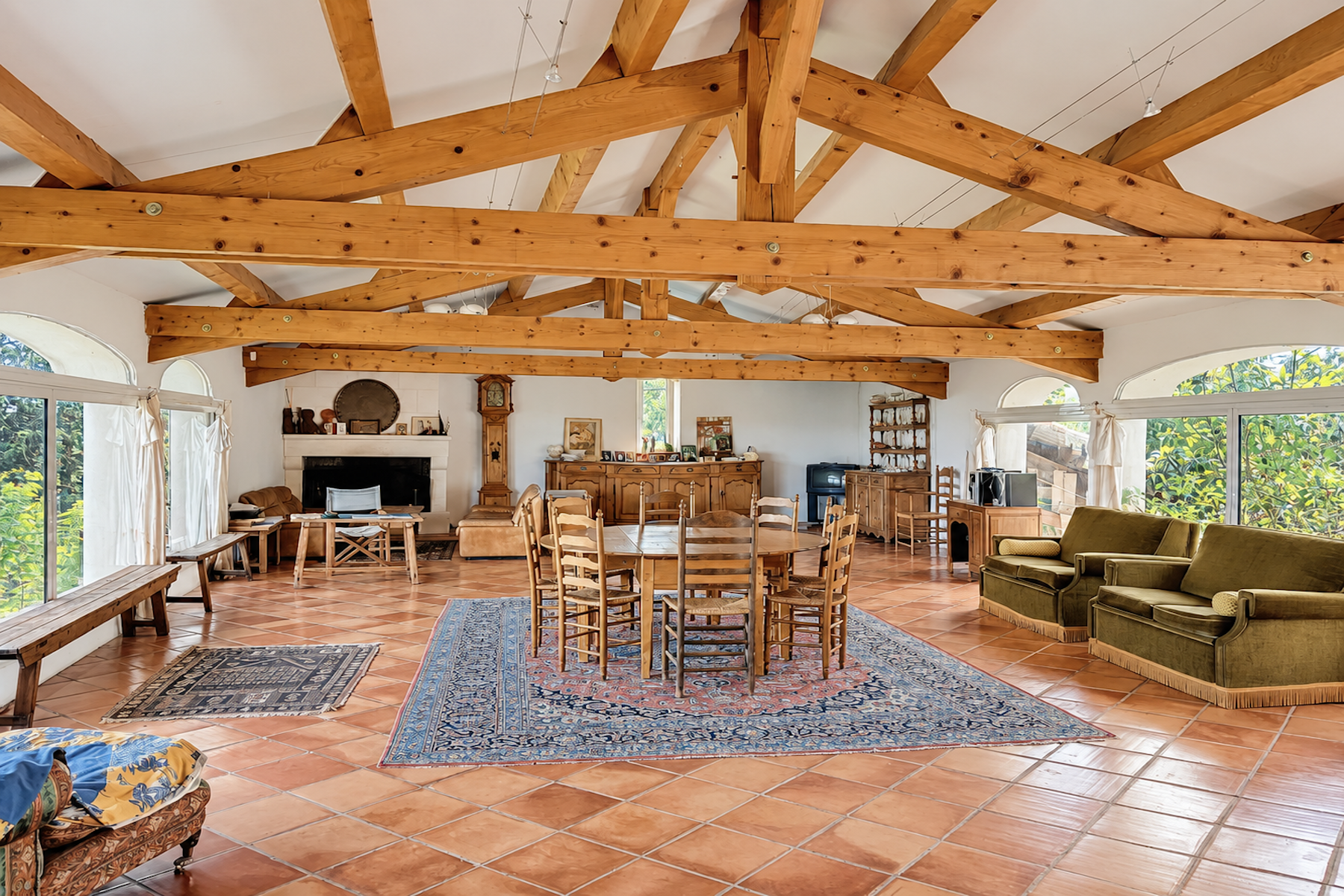 castle 16 Rooms for sale on BARJAC (30430)