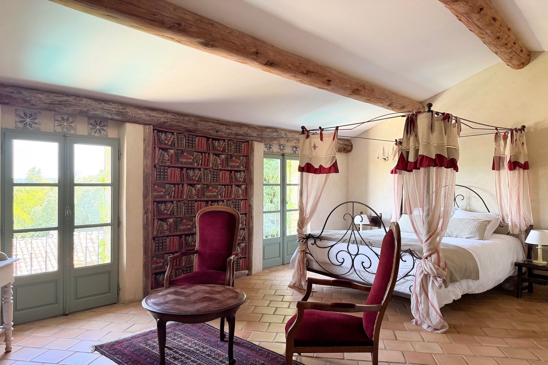 house 9 Rooms for sale on UZES (30700)