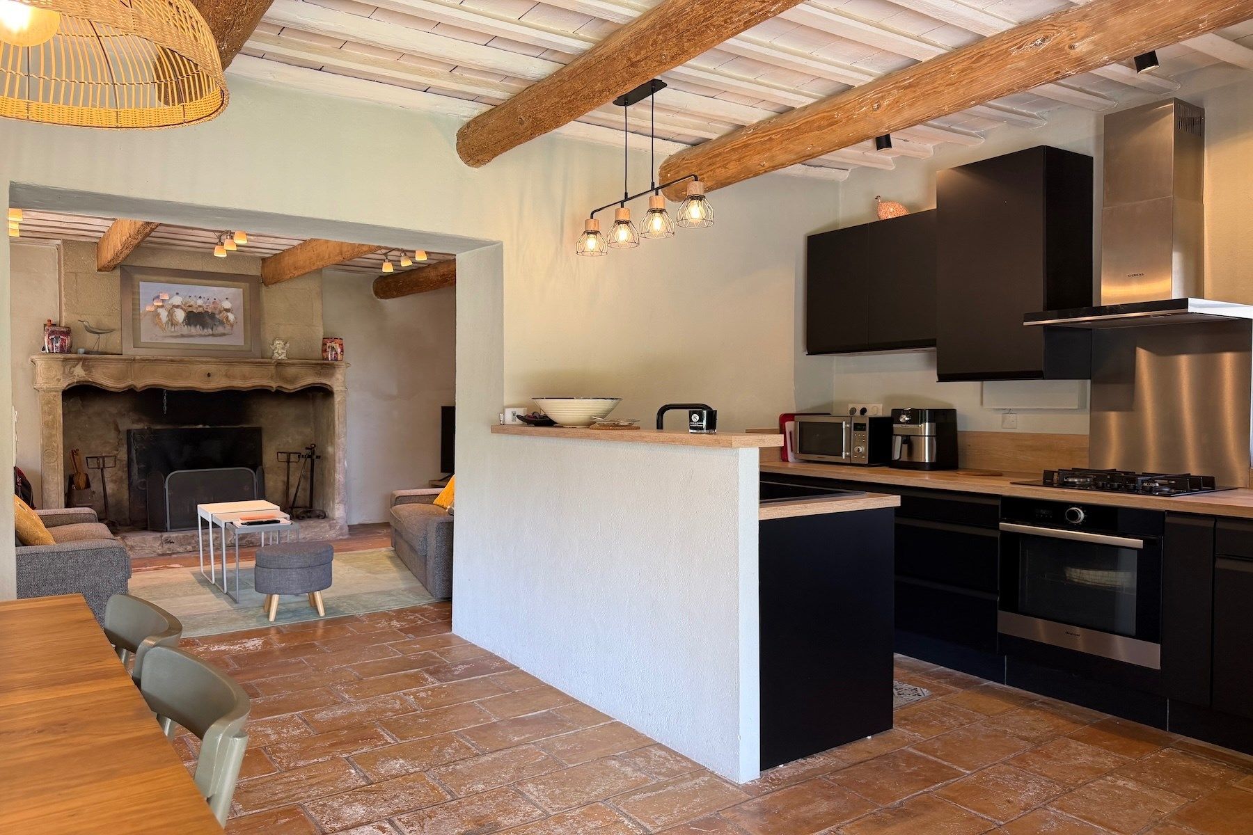 house 5 Rooms for sale on UZES (30700)