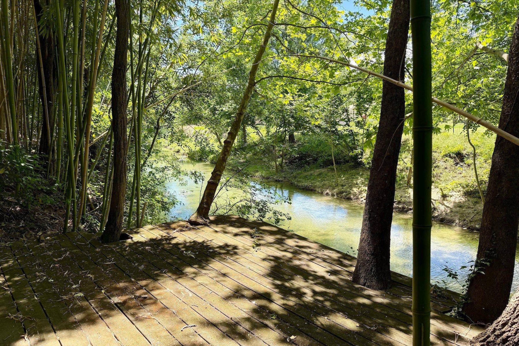 house 5 Rooms for sale on UZES (30700)