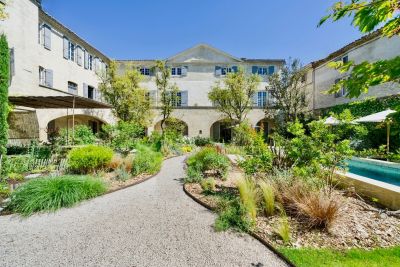 Sale Castle Uzès 22&nbsp;Rooms 1120&nbsp;m²