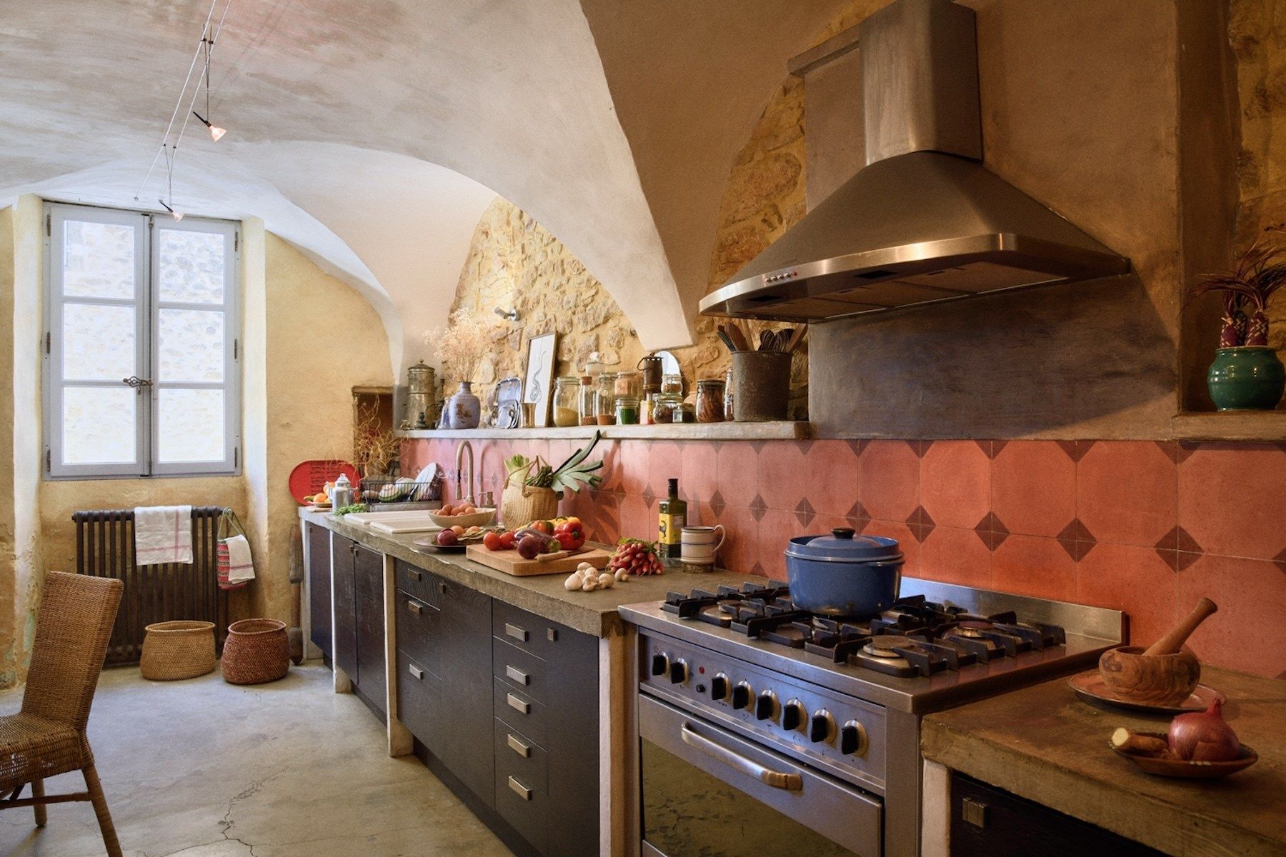 house 14 Rooms for sale on AIGALIERS (30700)