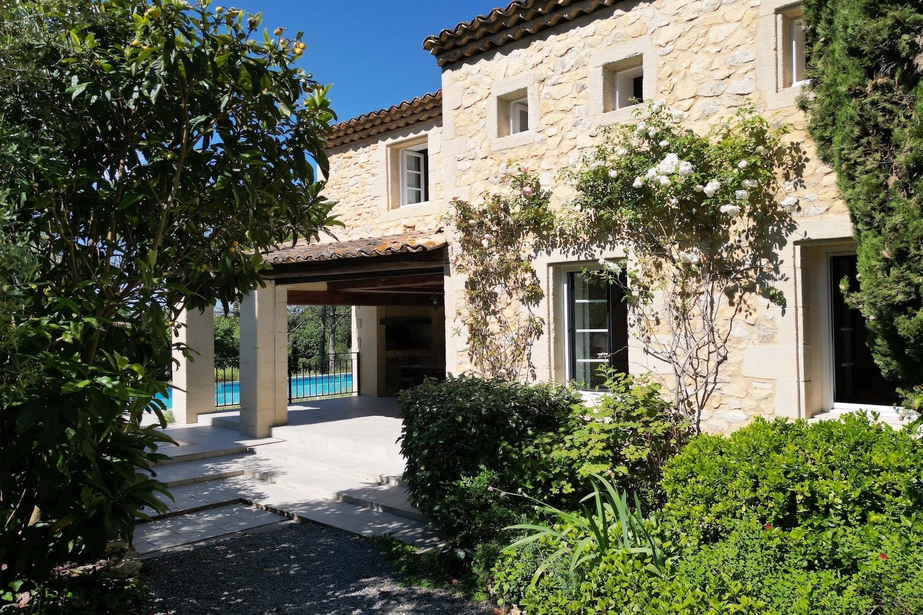 mas 13 Pièces en vente sur UZES (30700)