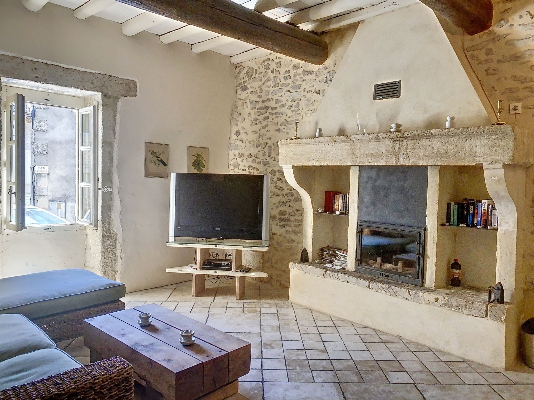 château 25 Pièces en vente sur UZES (30700)
