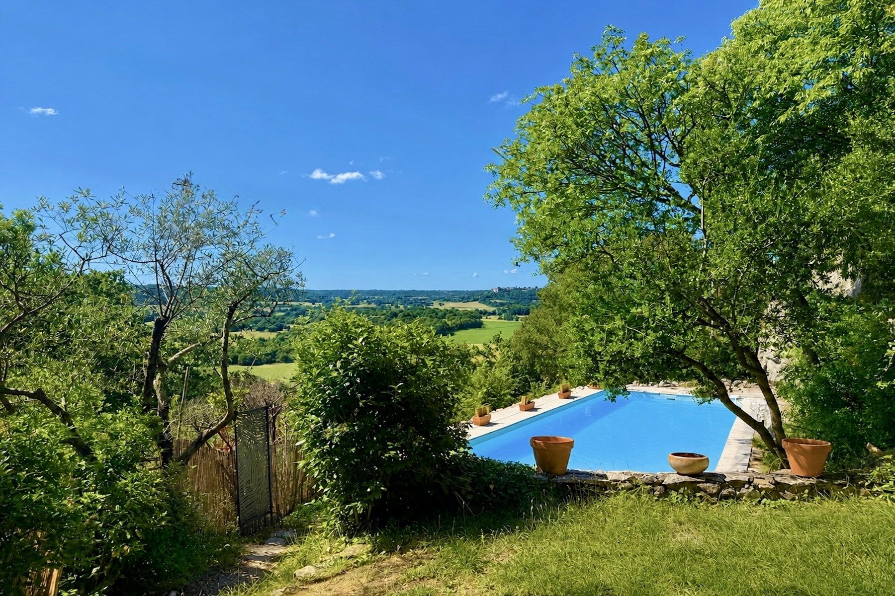 maison 6 Pièces en vente sur LUSSAN (30580)