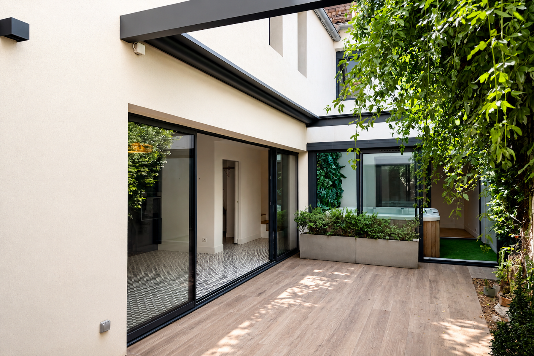 maison 7 Pièces en vente sur NIMES (30000)