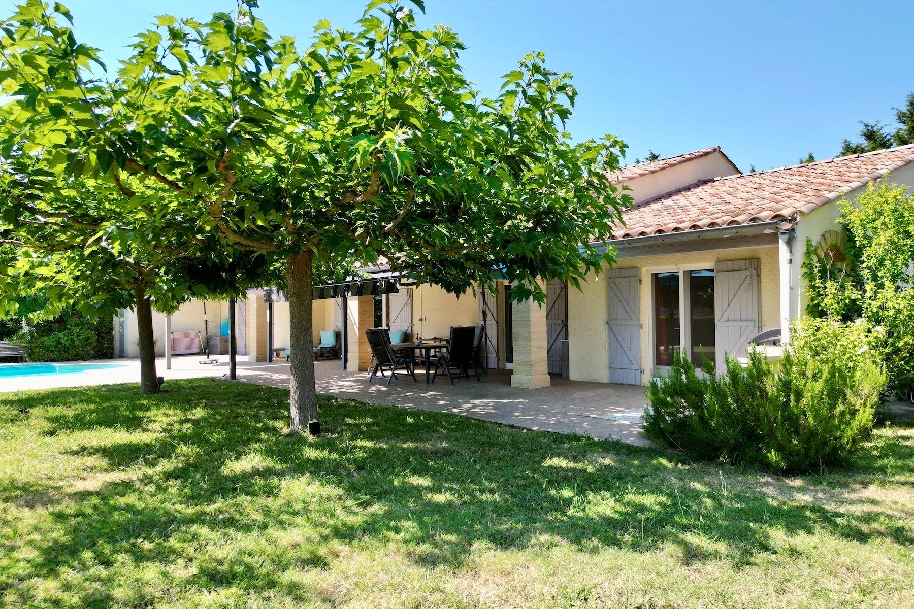 house 4 Rooms for sale on UZES (30700)