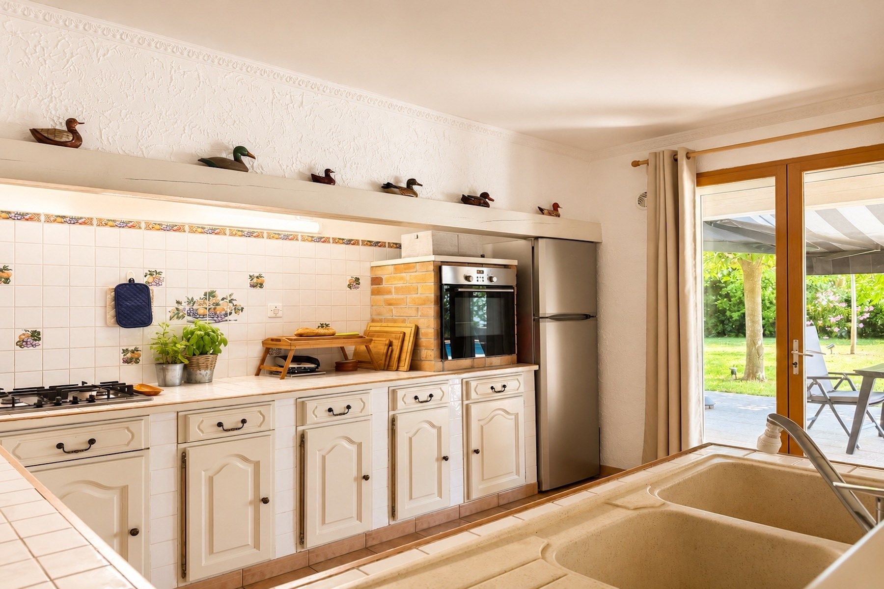 house 4 Rooms for sale on UZES (30700)