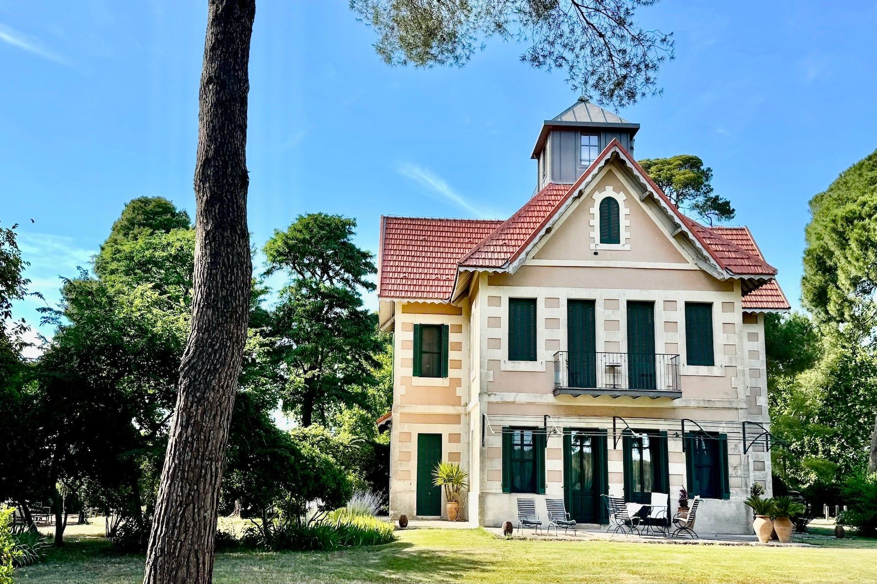maison de maître 15 Pièces en vente sur AIGUES MORTES (30220)