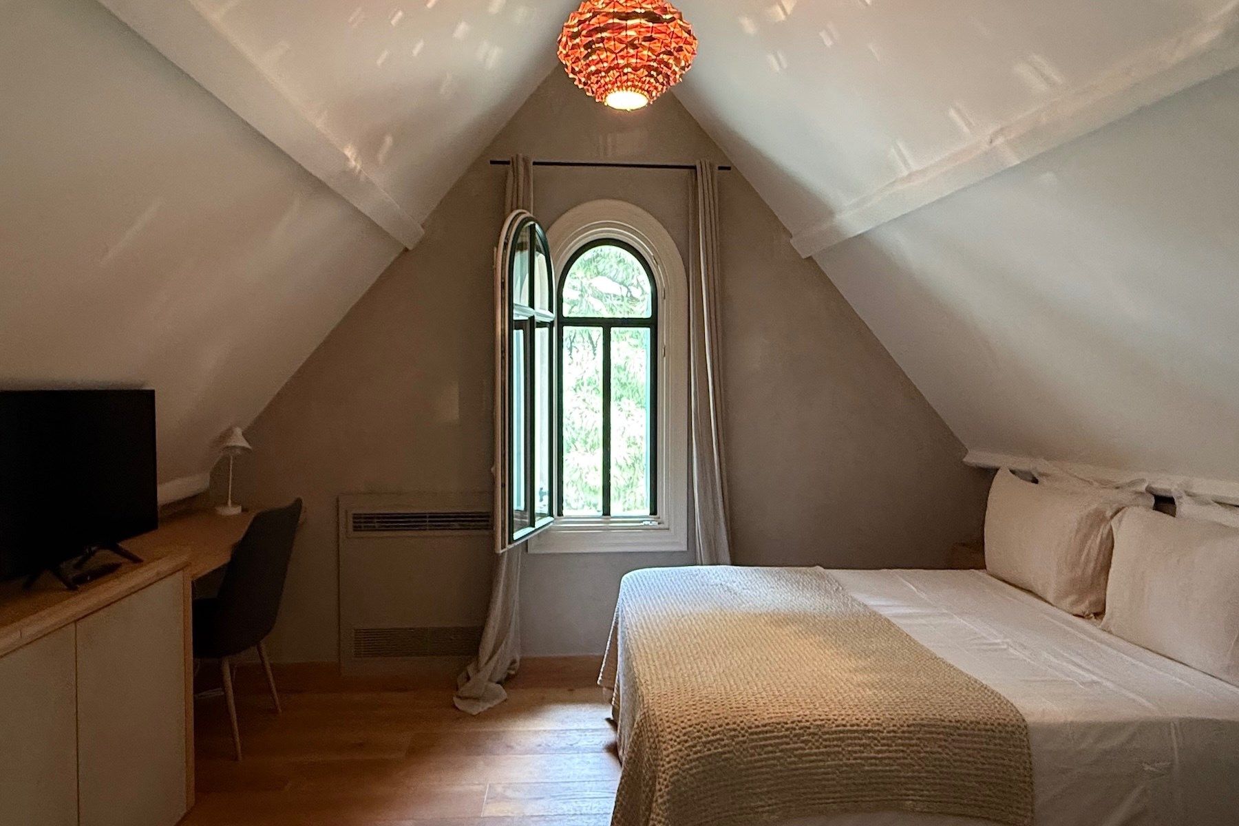 maison de maître 15 Pièces en vente sur AIGUES MORTES (30220)
