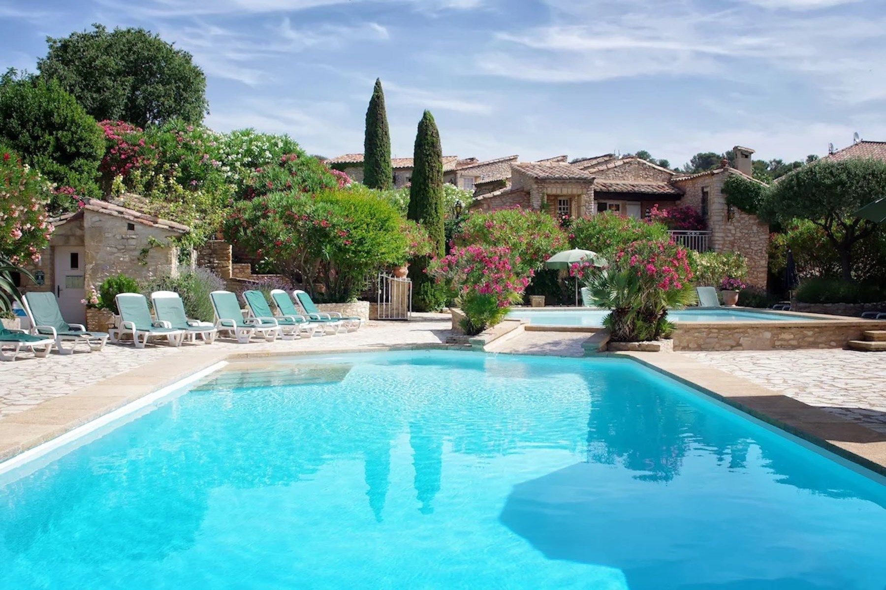house 44 Rooms for sale on UZES (30700)