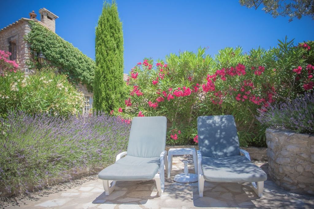 house 44 Rooms for sale on UZES (30700)