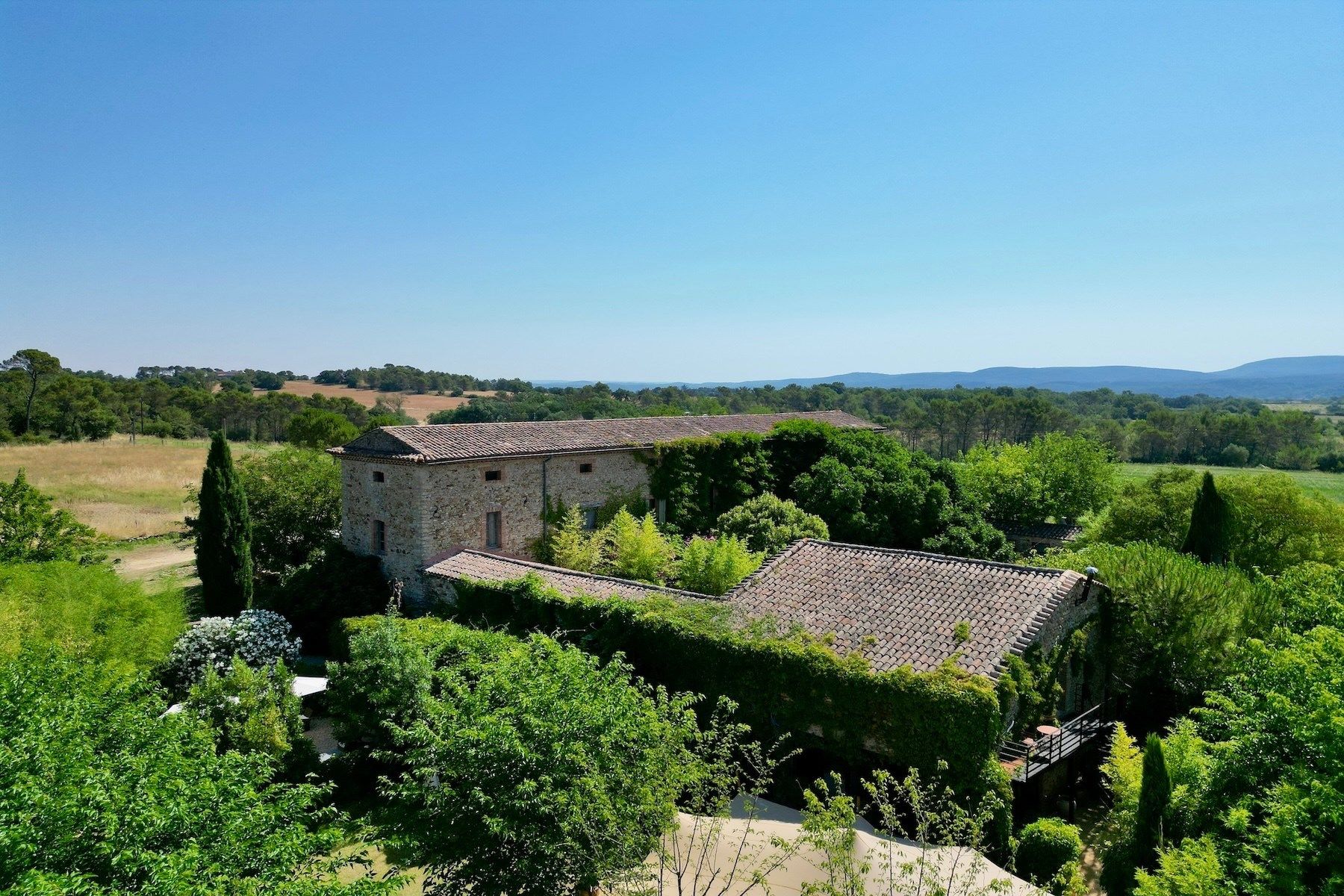 mas 13 Pièces en vente sur UZES (30700)