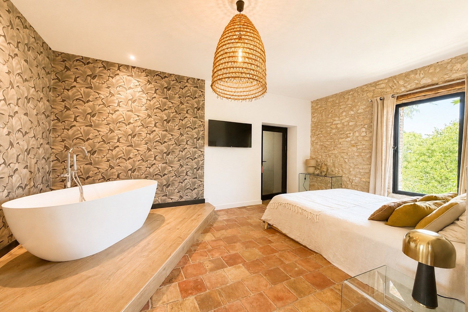 mas 13 Pièces en vente sur UZES (30700)