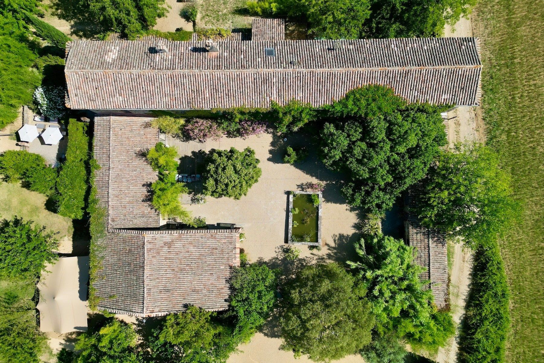 mas 13 Pièces en vente sur UZES (30700)