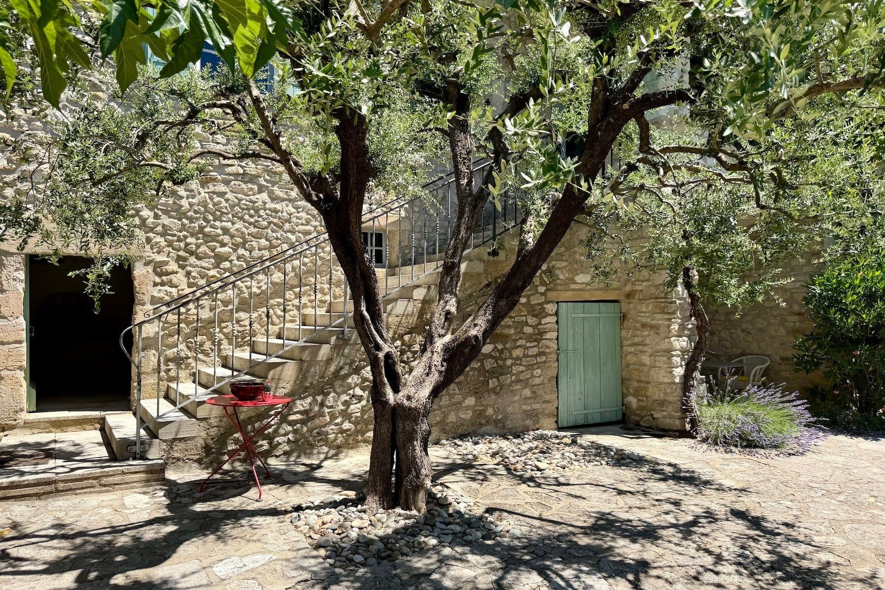 maison 9 Pièces en vente sur UZES (30700)