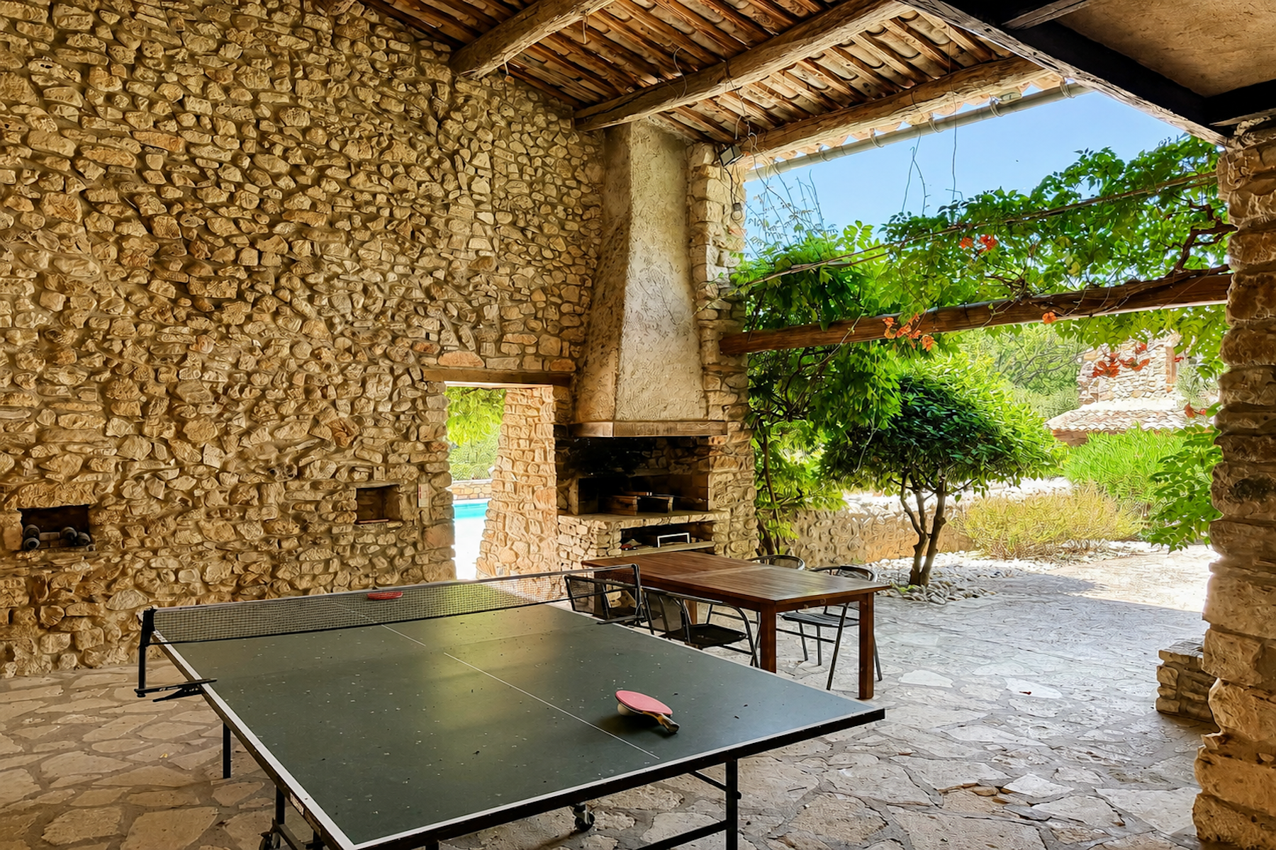 maison 9 Pièces en vente sur UZES (30700)