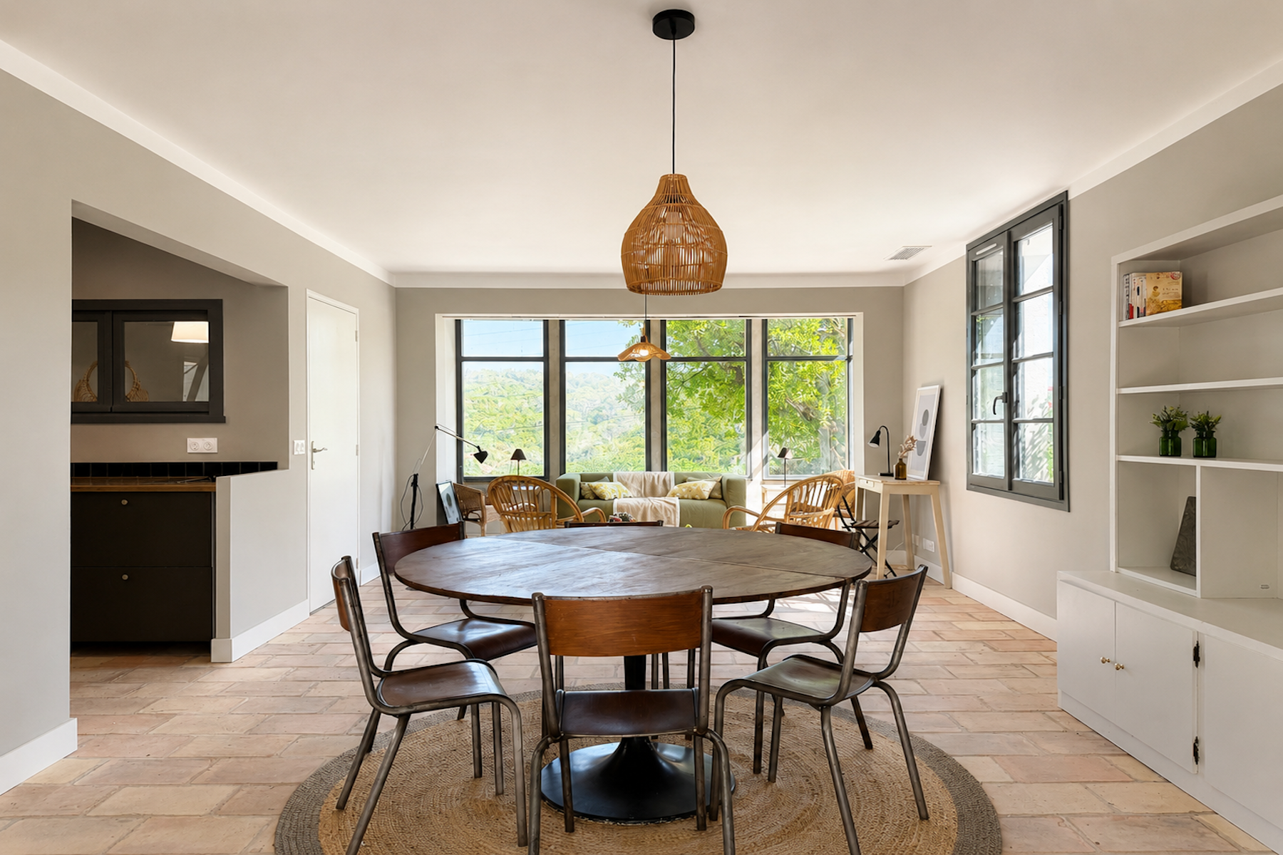house 5 Rooms for sale on UZES (30700)