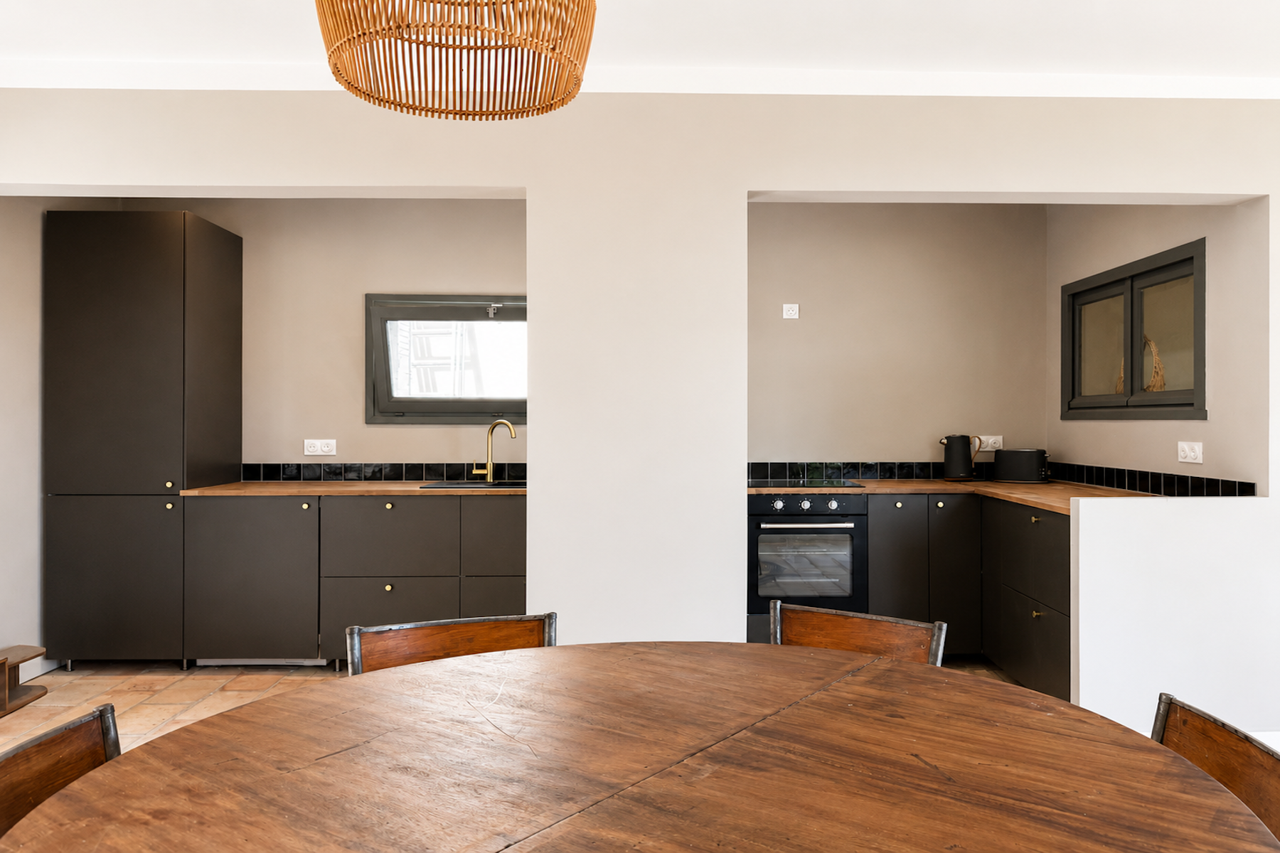 house 5 Rooms for sale on UZES (30700)