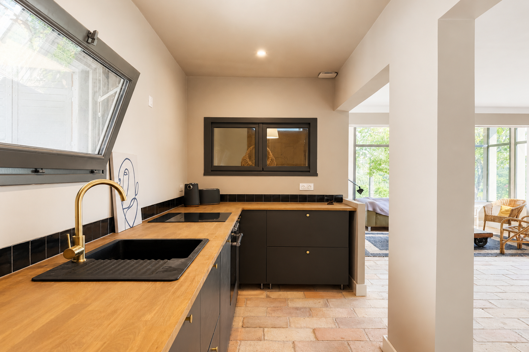 house 5 Rooms for sale on UZES (30700)
