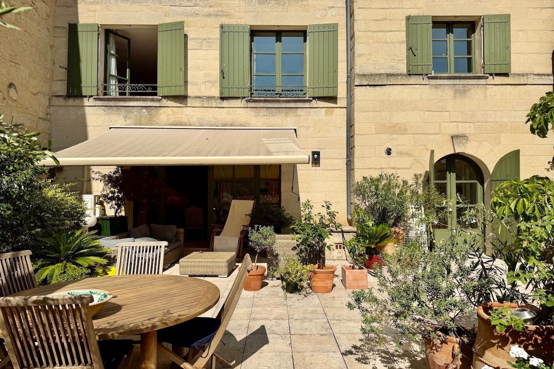 appartement 6 Pièces en vente sur UZES (30700)