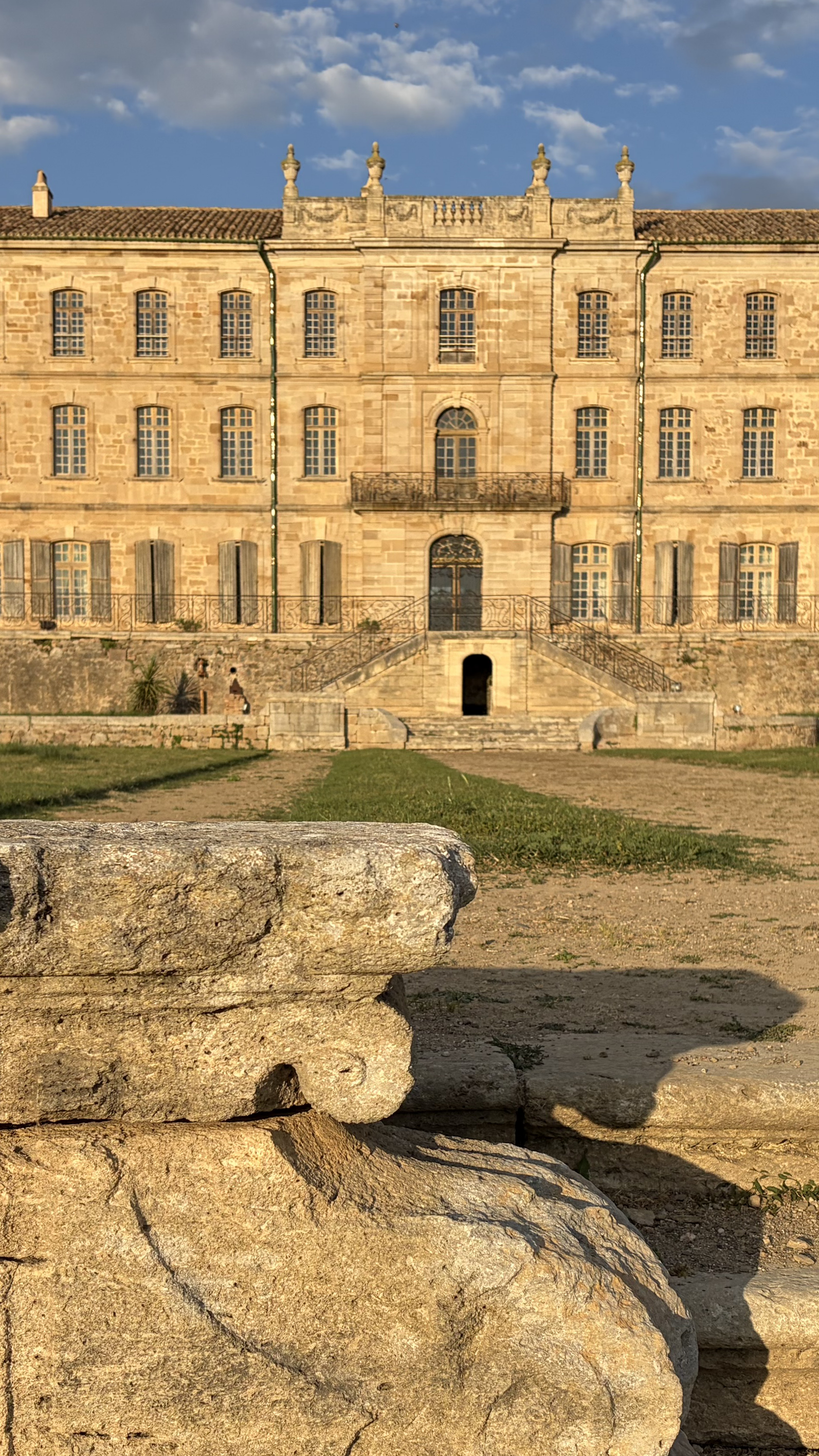 château 30 Pièces en vente sur PEZENAS (34120)
