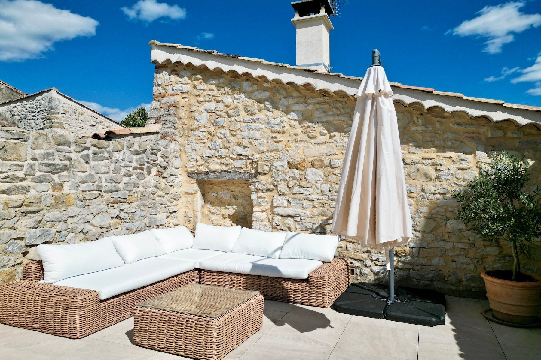 maison 6 Pièces en vente sur LUSSAN (30580)