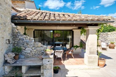 Vente Maison Lussan 6&nbsp;Pièces 192&nbsp;m²