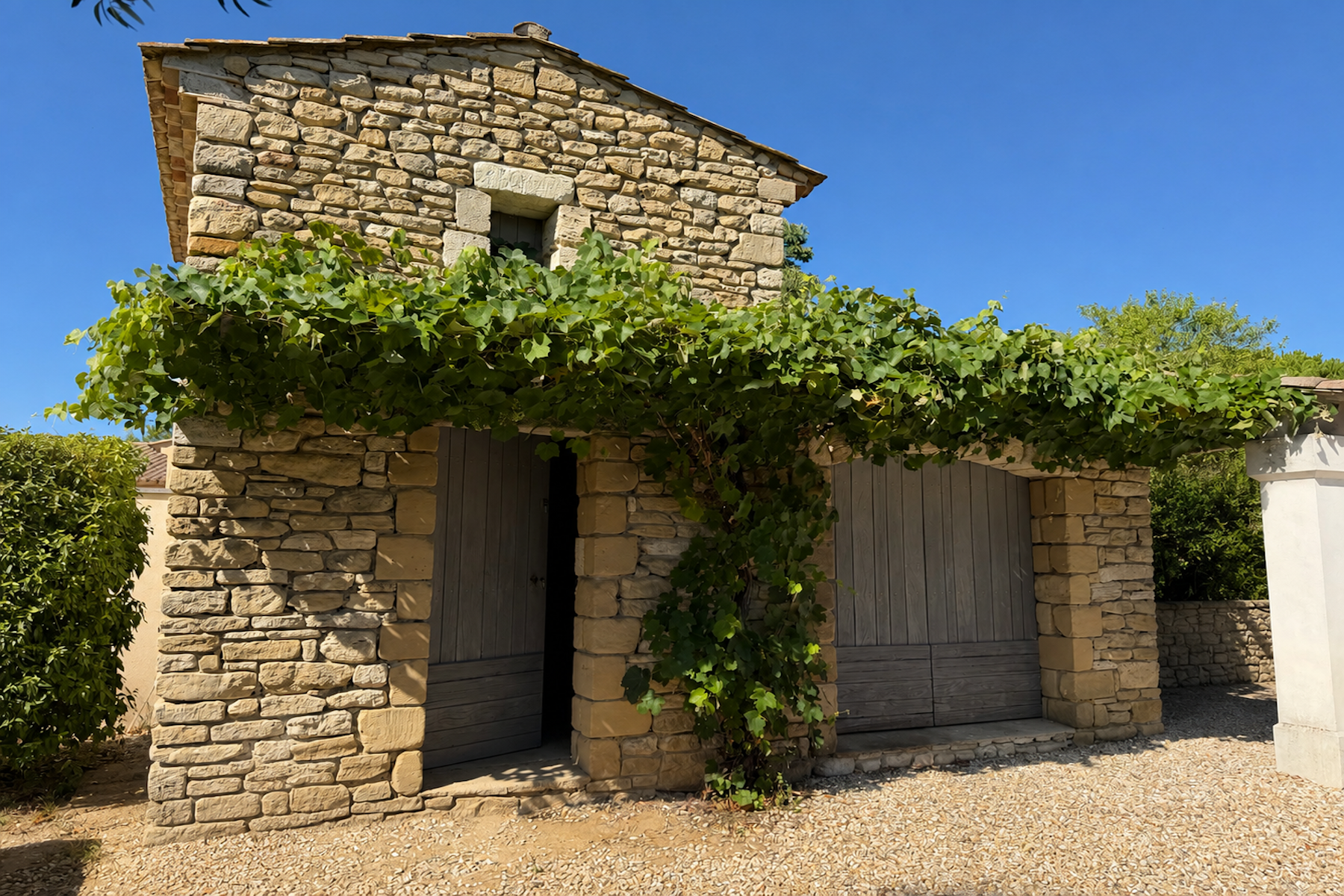 mas 9 Pièces en vente sur UZES (30700)