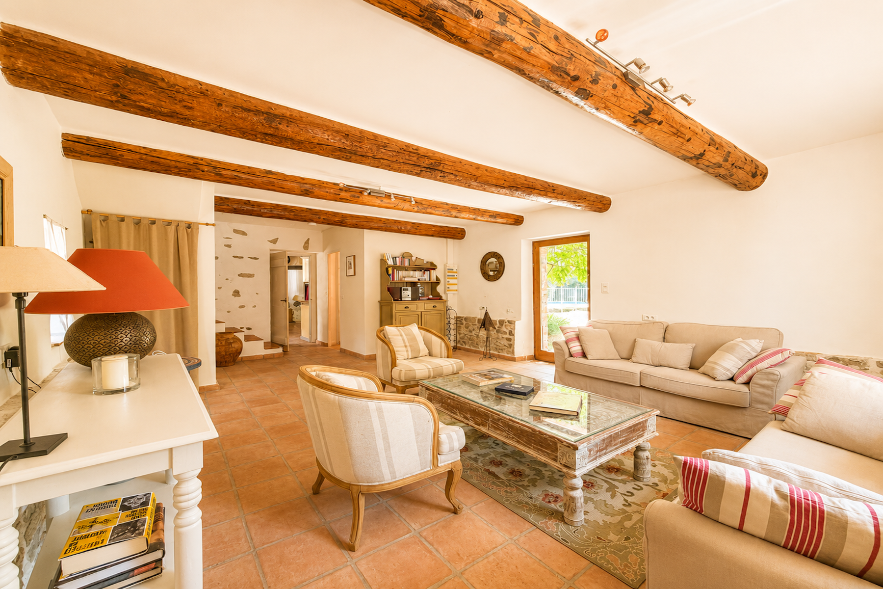maison 6 Pièces en vente sur UZES (30700)