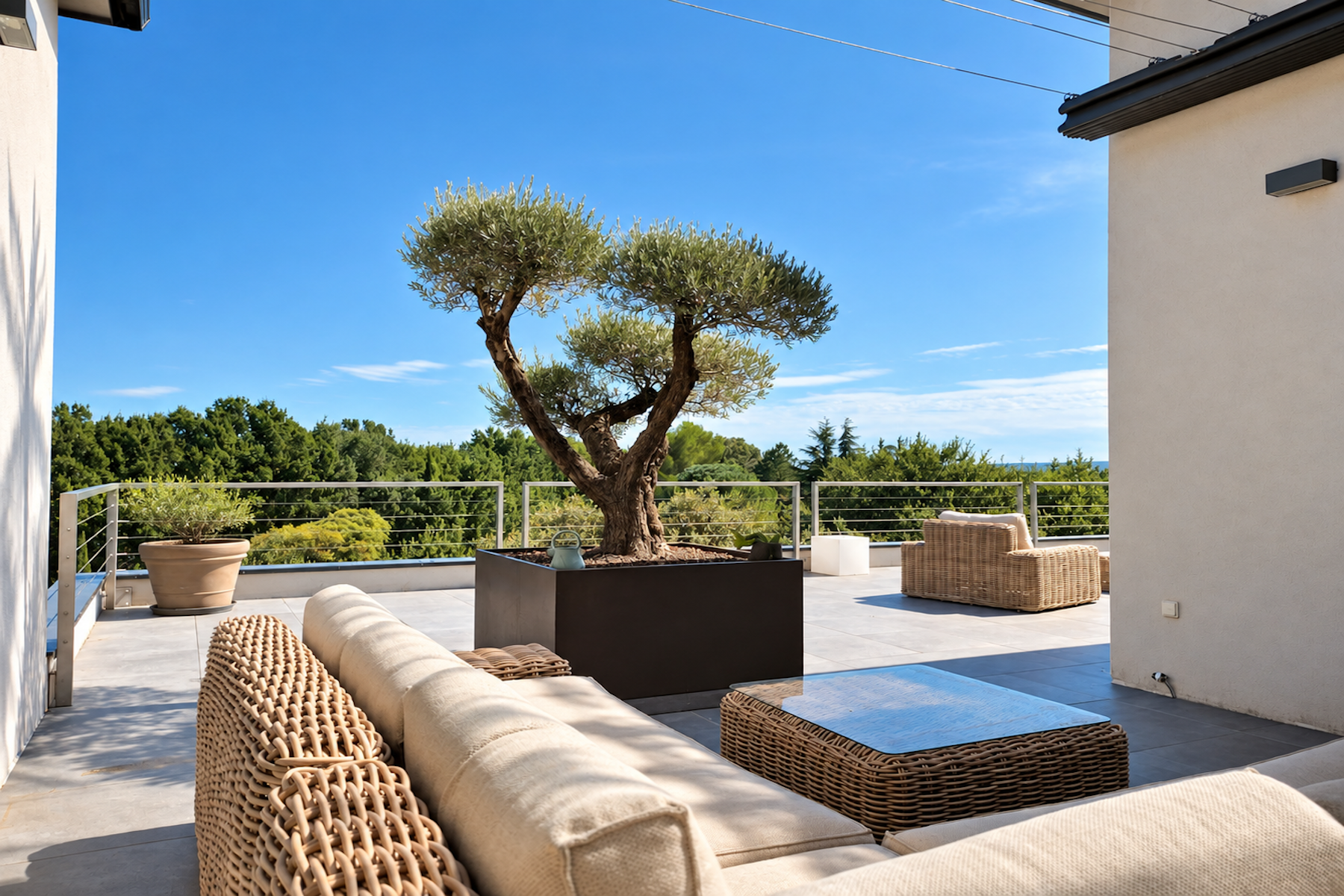 contemporary house 6 Rooms for sale on UZES (30700)
