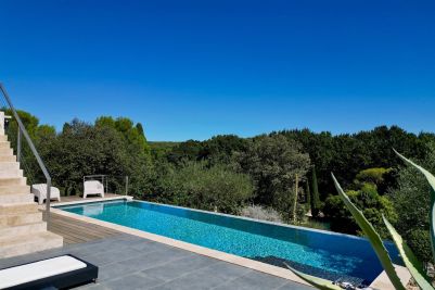 Sale Contemporary house Uzès 6&nbsp;Rooms 305&nbsp;m²