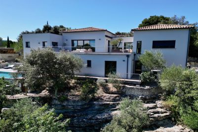 Sale Contemporary house Uzès 6&nbsp;Rooms 305&nbsp;m²