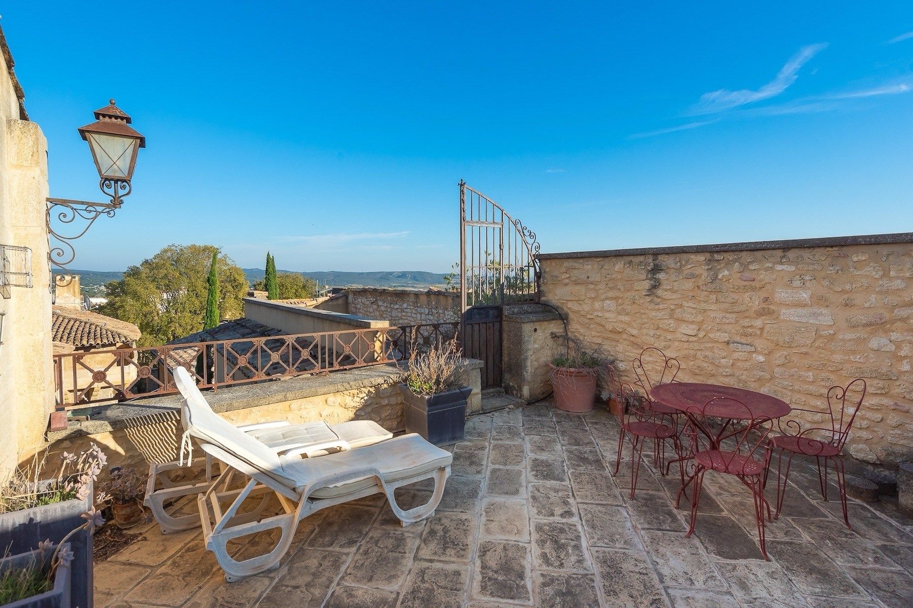 maison 10 Pièces en vente sur CASTILLON DU GARD (30210)