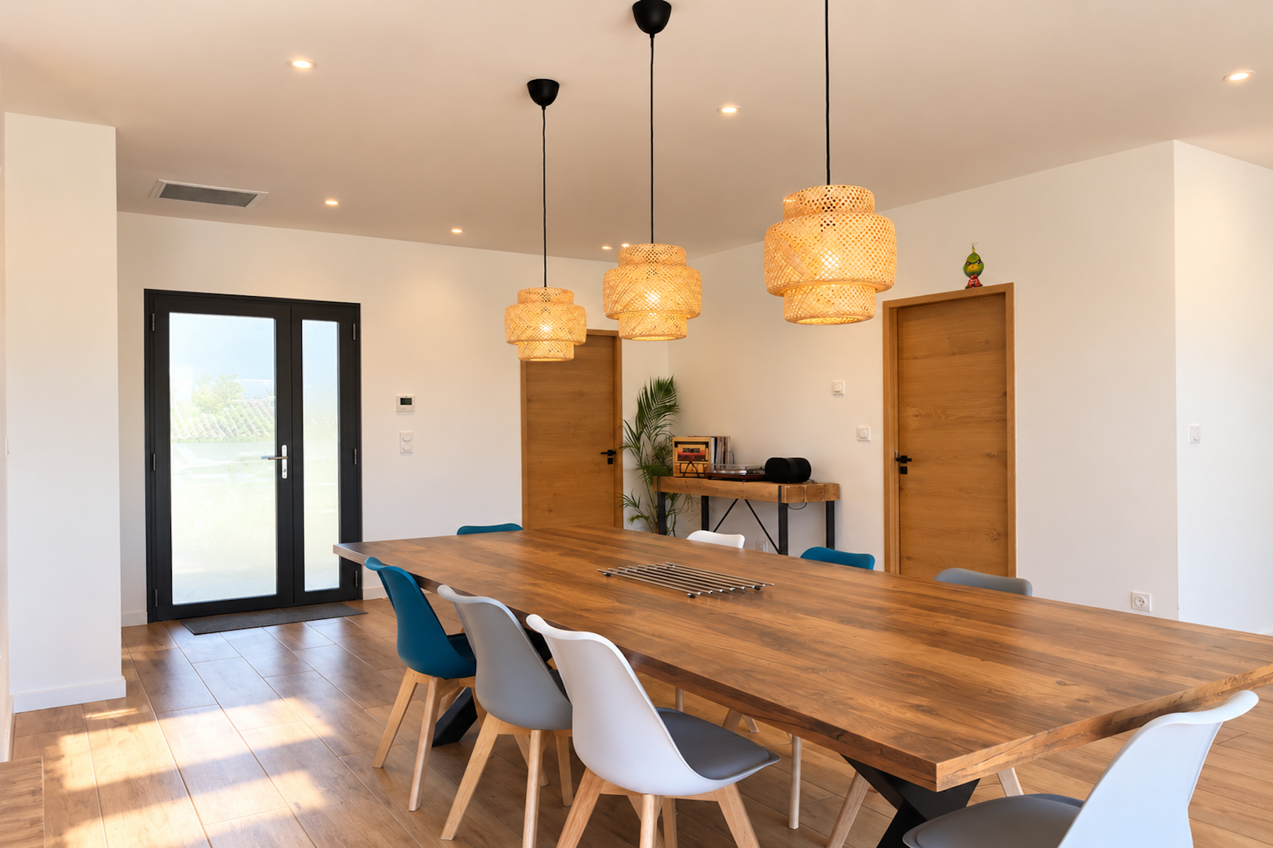 maison contemporaine 8 Pièces en vente sur VERS PONT DU GARD (30210)