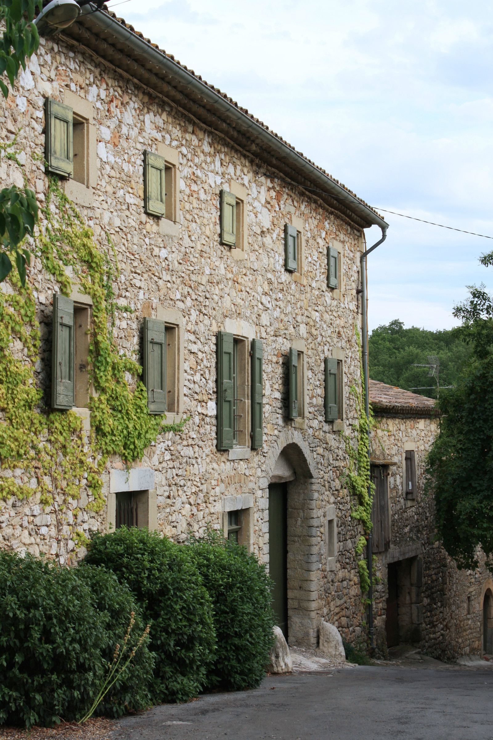 mas 12 Pièces en vente sur UZES (30700)