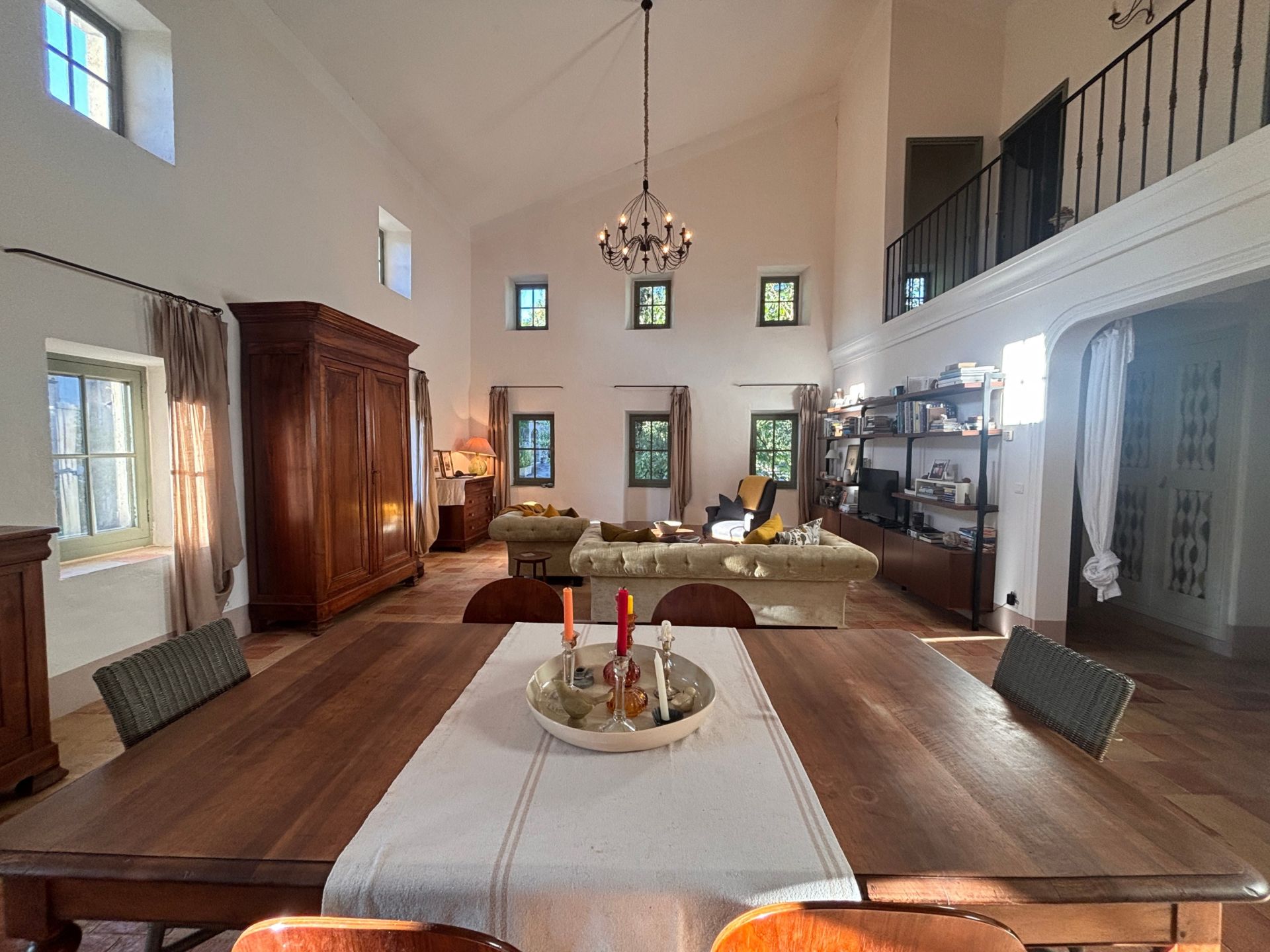 mas 10 Rooms for sale on UZES (30700)