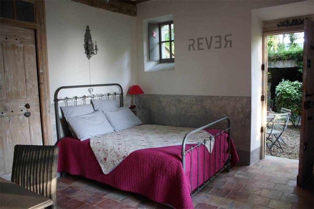 mas 10 Rooms for sale on UZES (30700)