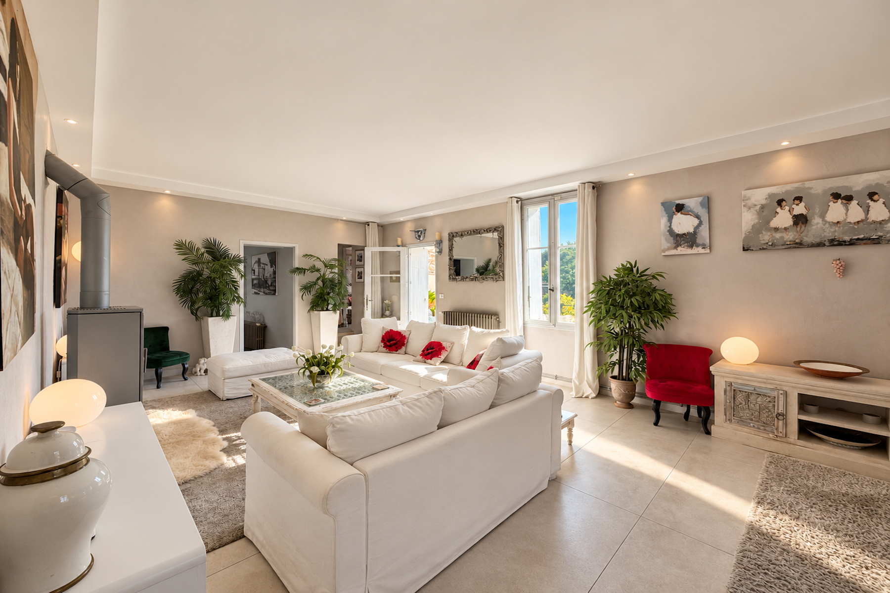 mansion 10 Rooms for sale on SAUVE (30610)