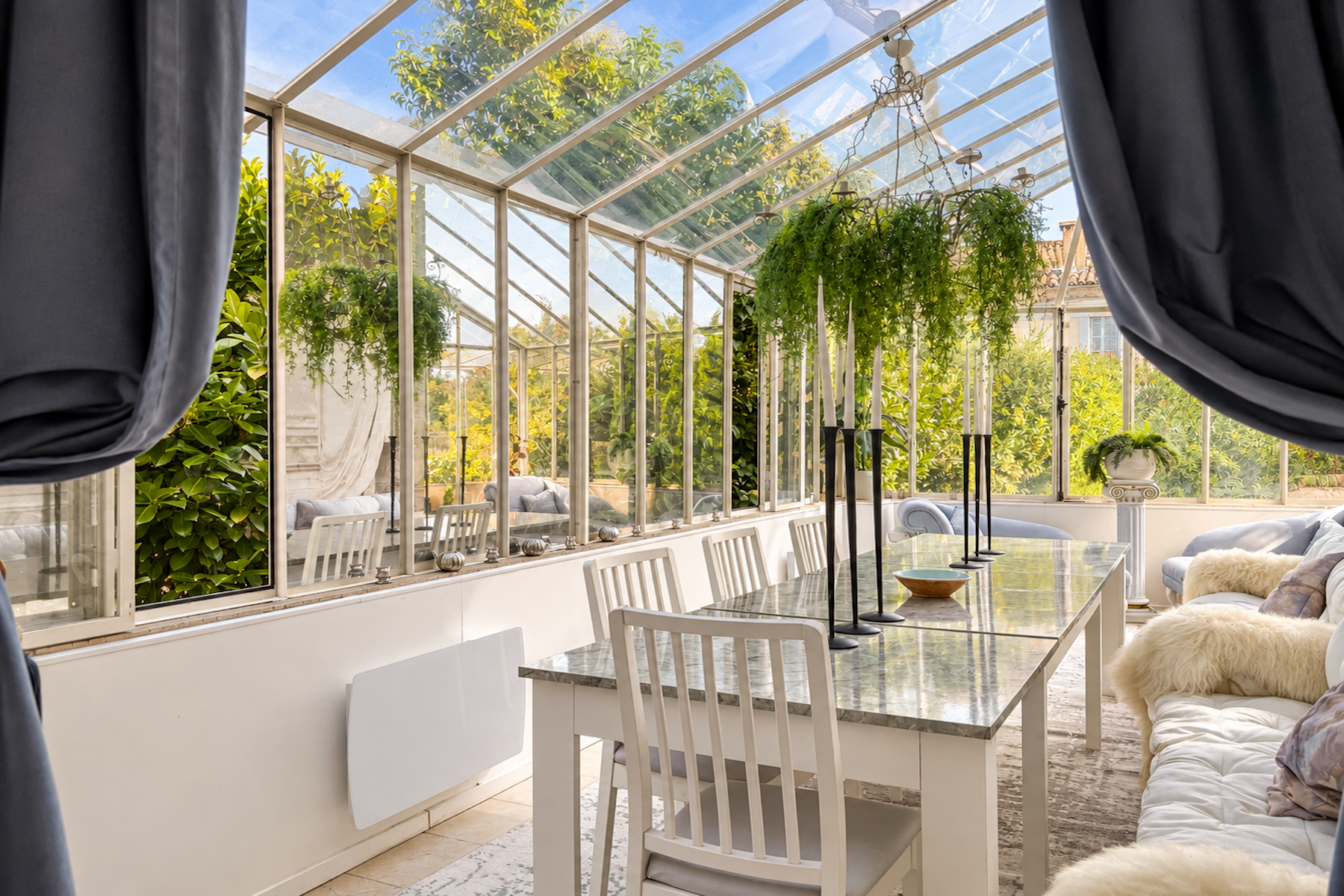 mansion 10 Rooms for sale on SAUVE (30610)