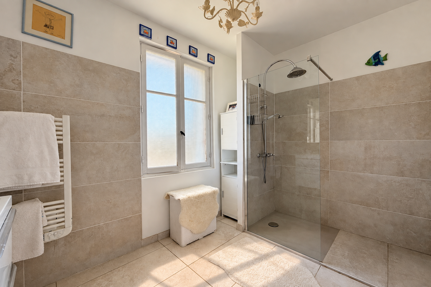 mansion 10 Rooms for sale on SAUVE (30610)