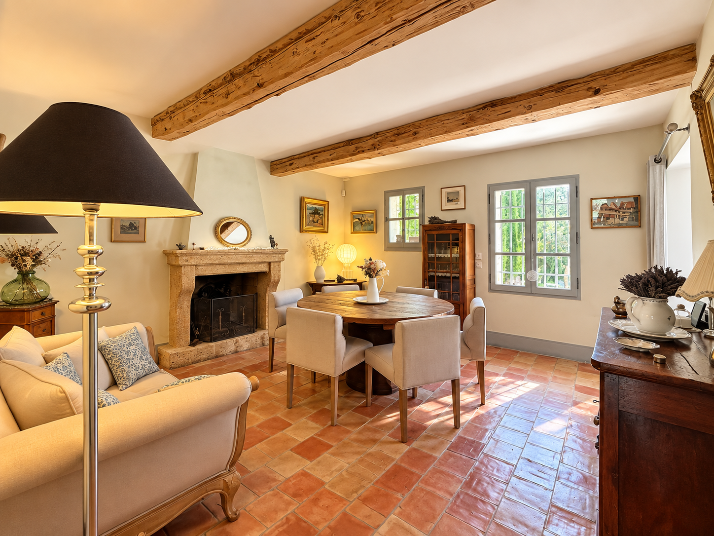 mas 7 Rooms for sale on UZES (30700)