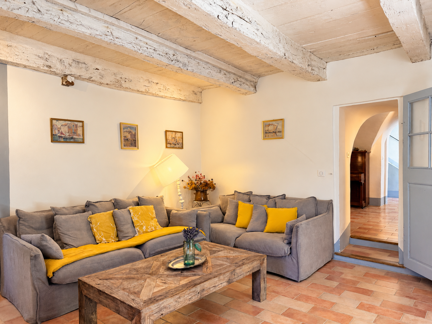 mas 7 Rooms for sale on UZES (30700)