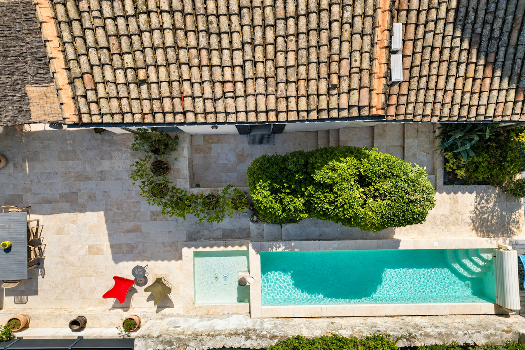 house 10 Rooms for sale on UZES (30700)