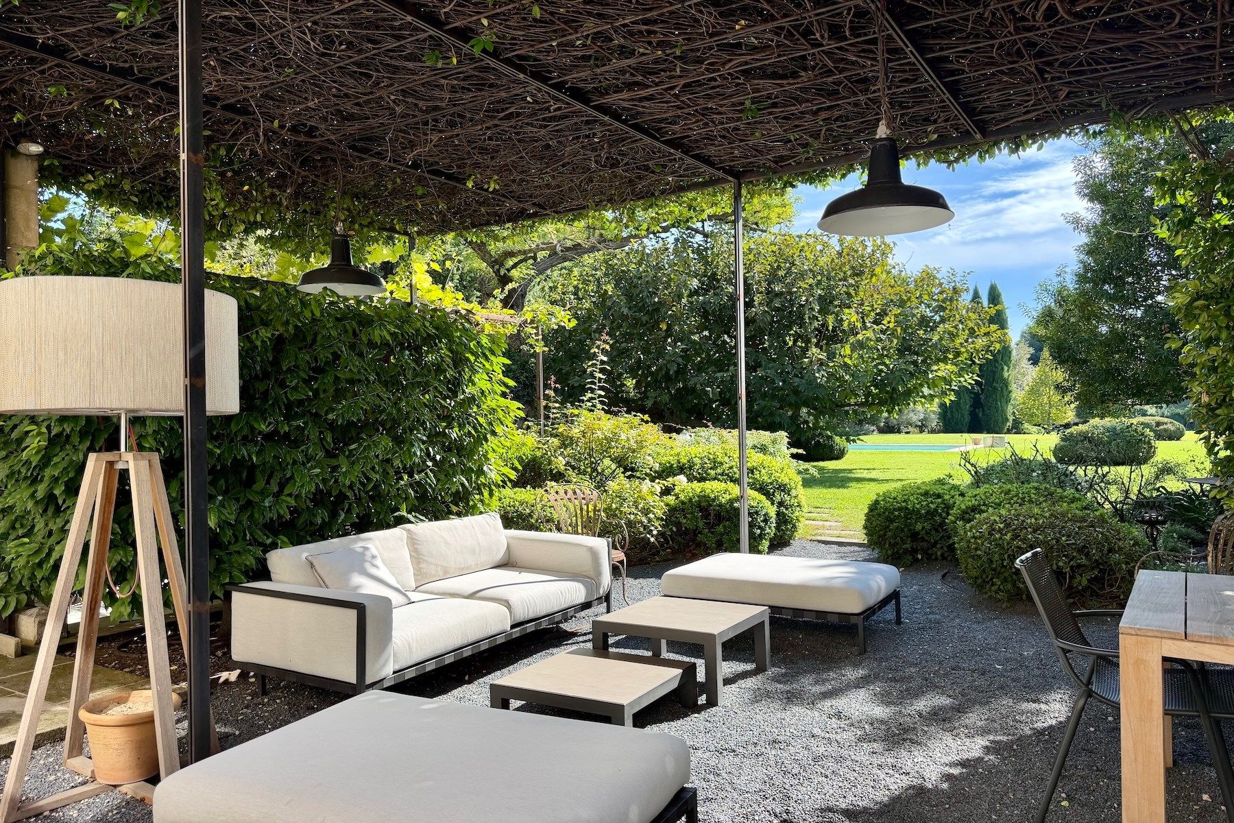 mas 10 Pièces en vente sur ROCHEFORT DU GARD (30650)