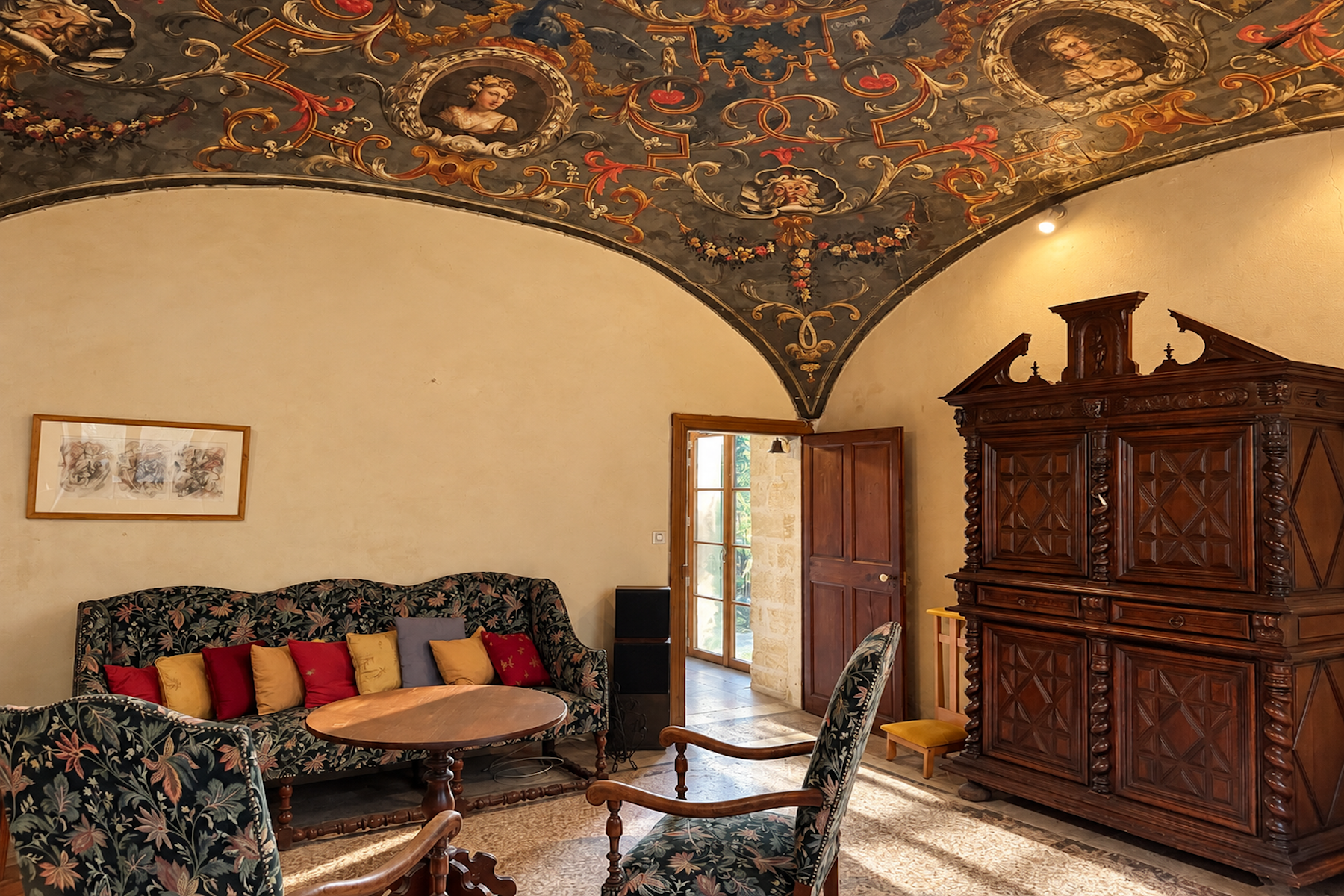 house 8 Rooms for sale on UZES (30700)