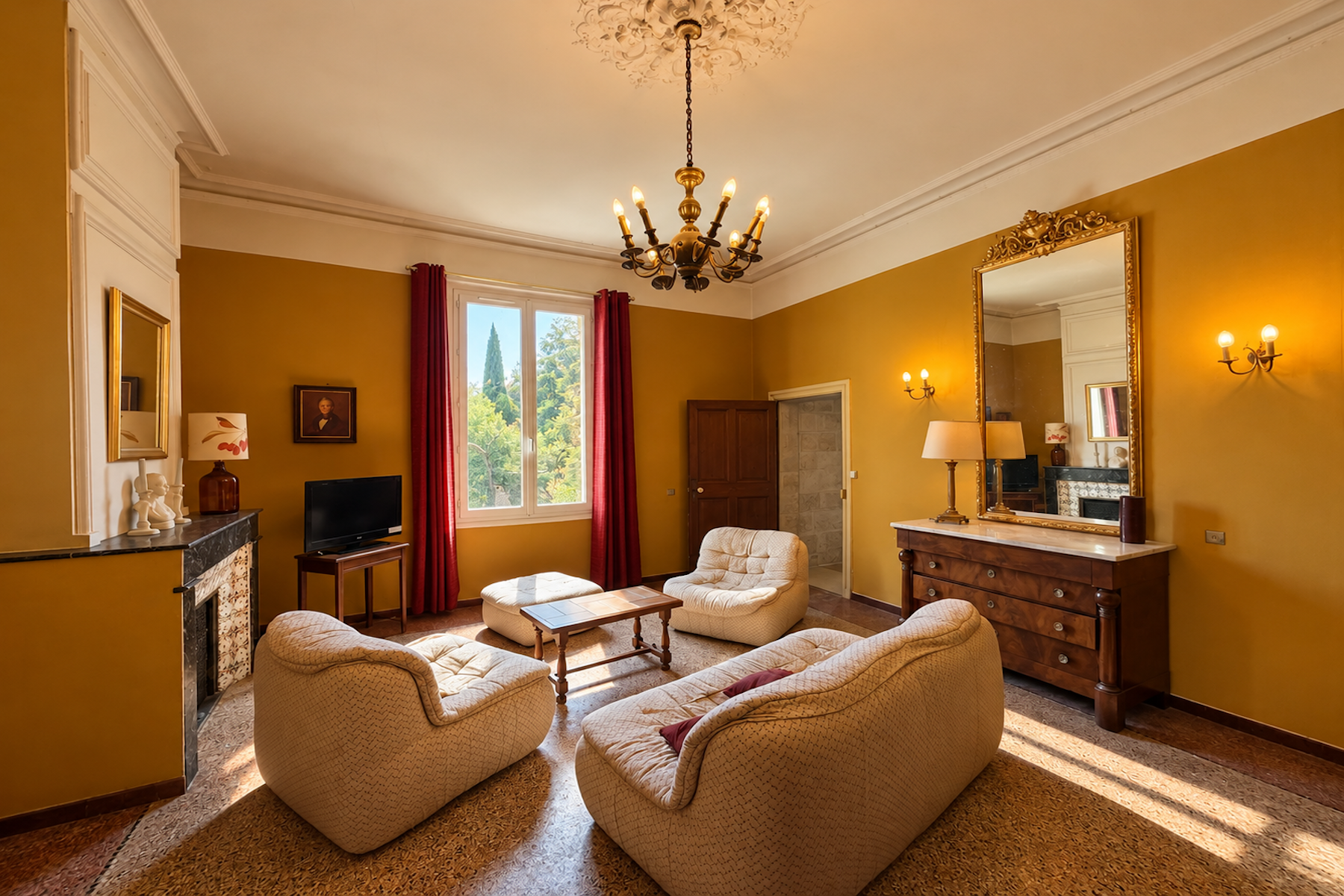 house 8 Rooms for sale on UZES (30700)