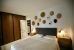 house 7 Rooms for sale on UZES (30700)